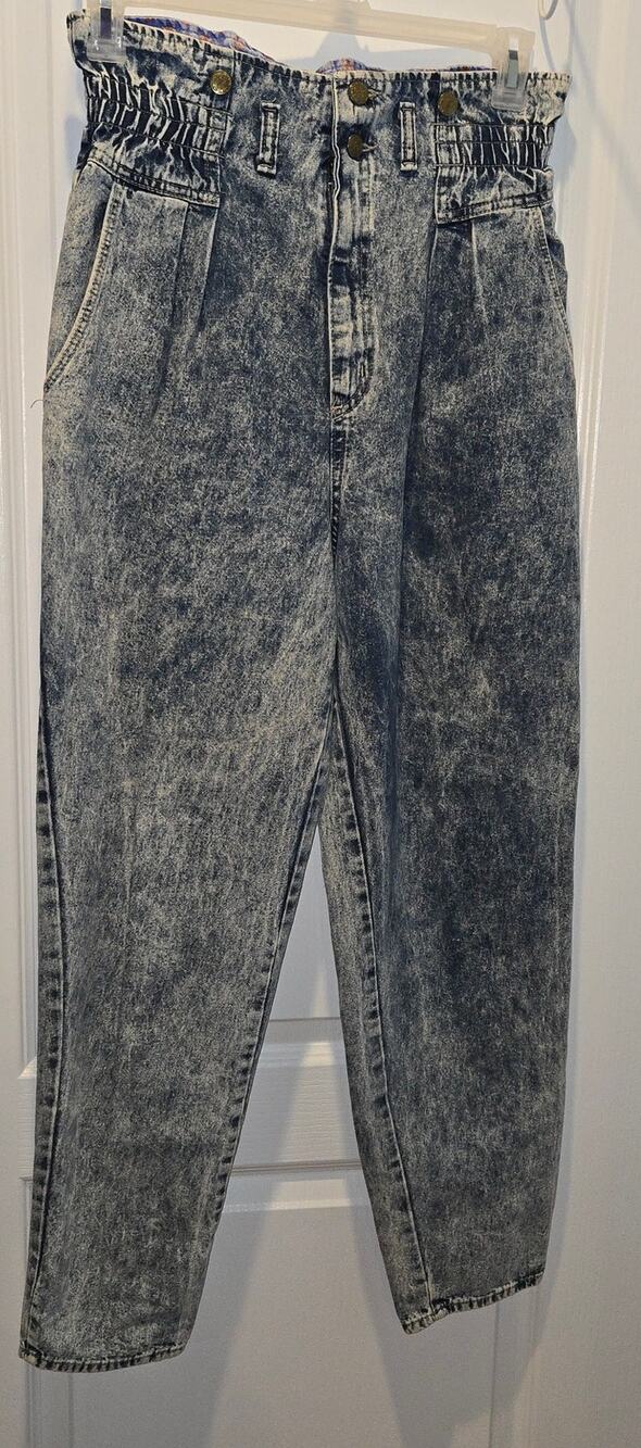 Vintage Stuffed Shirt Acid wash high rise paperbag jeans